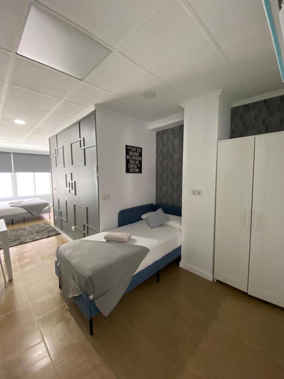 Optimus Comfort Valencia Buitenkant foto