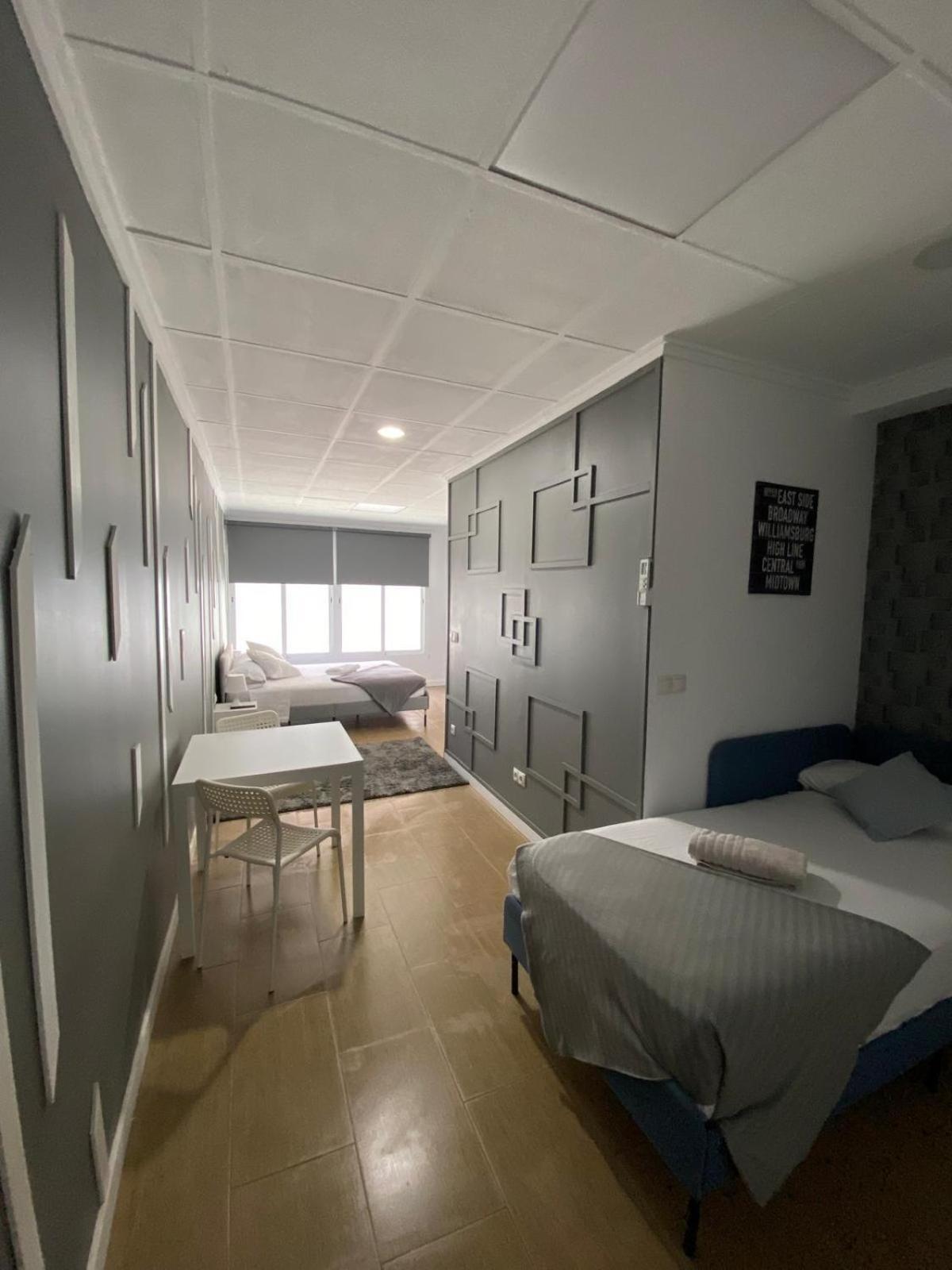 Optimus Comfort Valencia Buitenkant foto