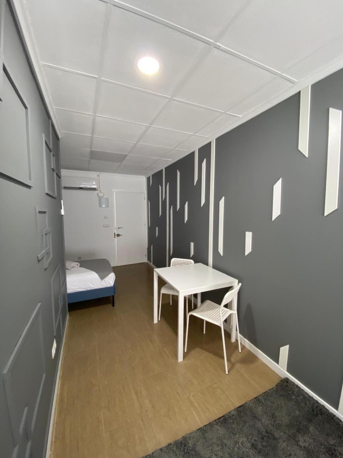 Optimus Comfort Valencia Buitenkant foto