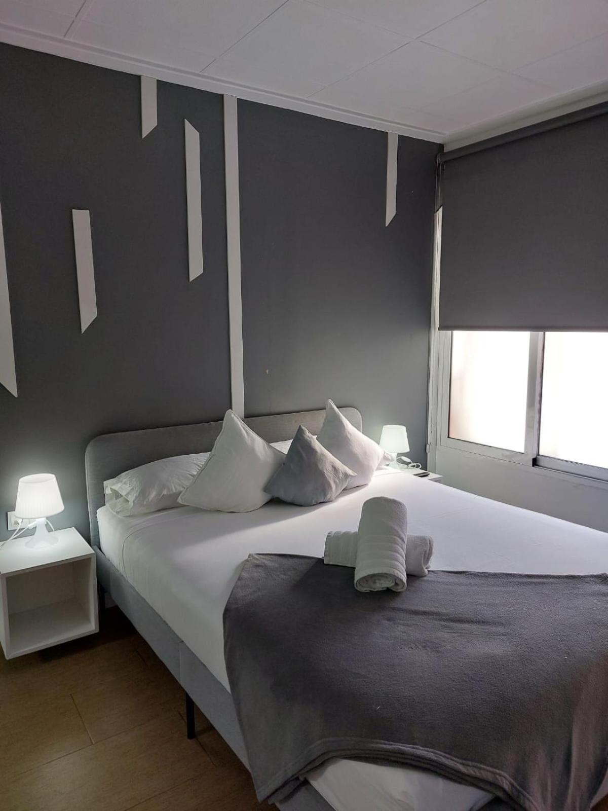 Optimus Comfort Valencia Buitenkant foto